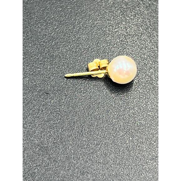 IPS Imperial Pearl Syndicate Signed 14k Yellow Gold White Pearl Stud Earrings - Picture 8 of 11